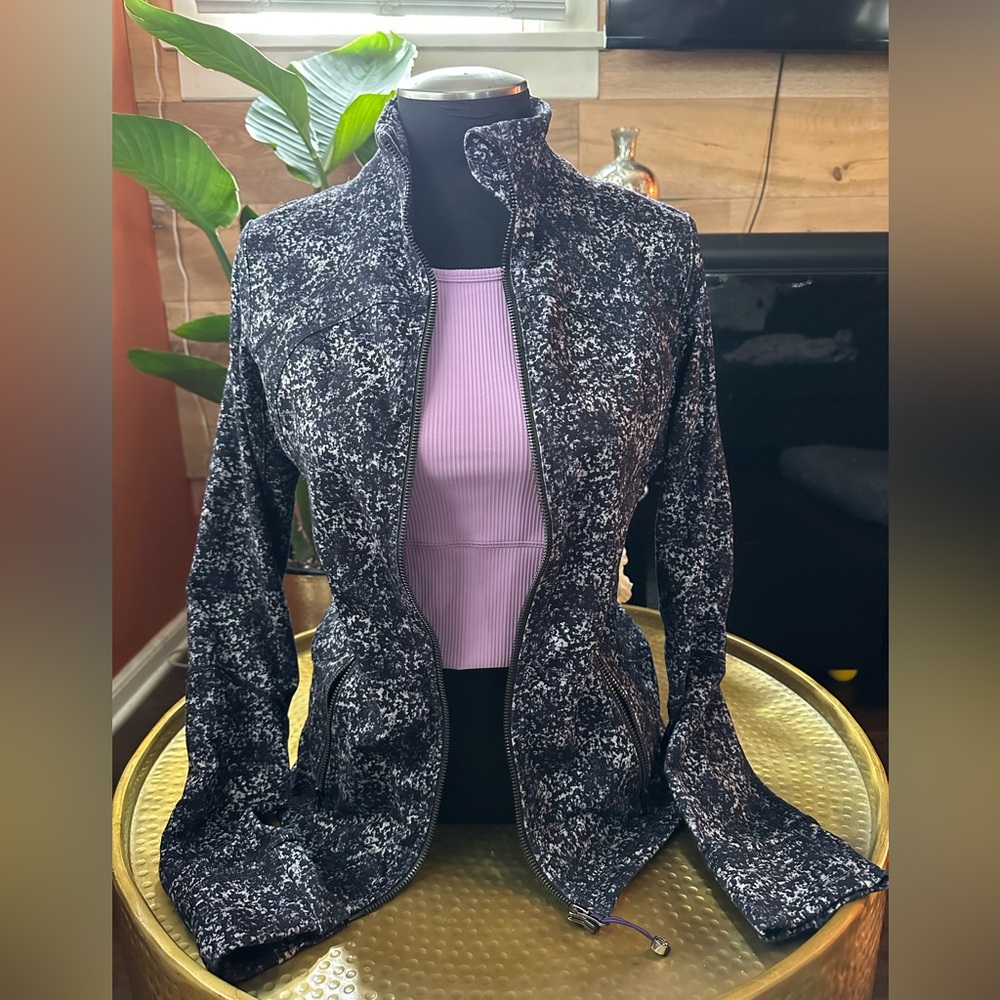Lululemon Forme Jacket - image 3